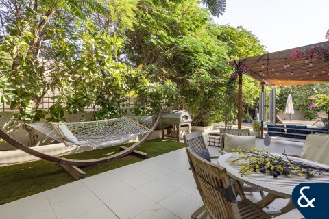 The Villa, Dubai, संयुक्त अरब अमीरात में विला, 5 बेडरूम, 595 वर्ग मीटर, संख्या 685058 - फ़ोटो 18