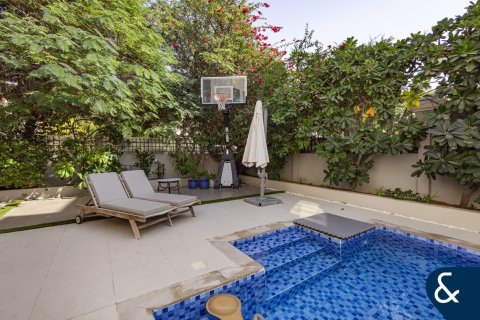 The Villa, Dubai, संयुक्त अरब अमीरात में विला, 5 बेडरूम, 595 वर्ग मीटर, संख्या 685058 - फ़ोटो 14