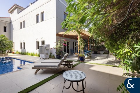The Villa, Dubai, संयुक्त अरब अमीरात में विला, 5 बेडरूम, 595 वर्ग मीटर, संख्या 685058 - फ़ोटो 12