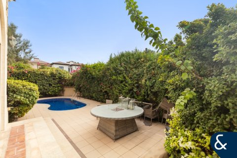Vila v Jumeirah Golf Estates, Dubai, SAE 4 ložnice, 347 m² Č.: 685054 - fotografie 4