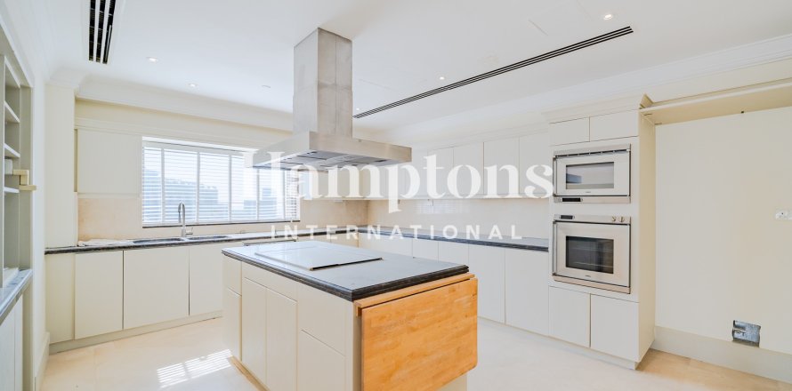 Twee-onder-een-kapwoning in Jumeirah Beach Residence, Dubai, VAE 4 slaapkamers, 585.92 vr.m. nr 726210