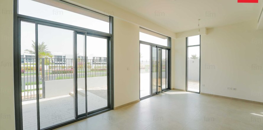 Řadový dům v Dubai, SAE 4 ložnice, 270.5 m² Č.: 635851