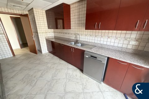 Apartmán v Motor City, Dubai, SAE 3 spálne, 224 m2 č. 698178 - Fotografia 4