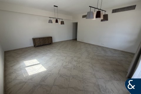 Apartmán v Motor City, Dubai, SAE 3 spálne, 224 m2 č. 698178 - Fotografia 6