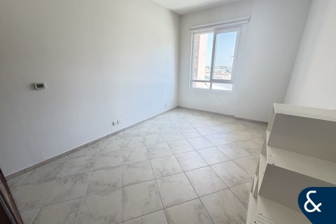Apartmán v Motor City, Dubai, SAE 3 spálne, 224 m2 č. 698178 - Fotografia 12