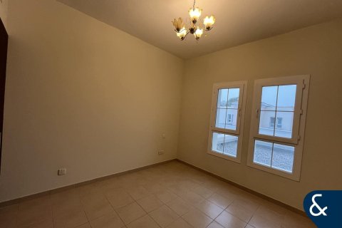 Arabian Ranches, Dubai, संयुक्त अरब अमीरात में विला, 4 बेडरूम, 291 वर्ग मीटर, संख्या 698180 - फ़ोटो 14