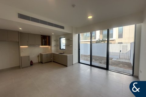 Βίλα σε Arabian Ranches 3, Dubai, ΗΑΕ 3 υπνοδωμάτια, 145 τ.μ. Αρ. 698177 - φωτογραφία 2