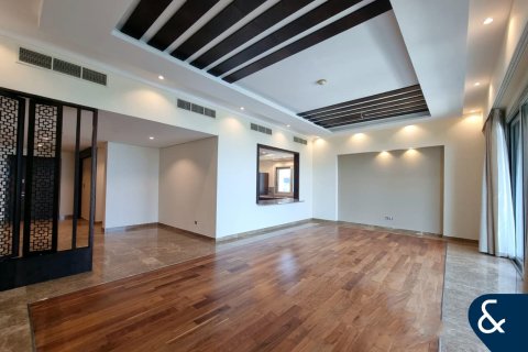 Müüa korter asukohaga Palm Jumeirah, Dubai, AÜE: 2 magamistoaga, 216 m² Nr 671145 - pilt 6