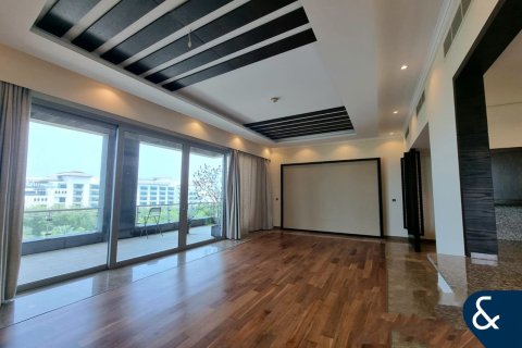 Müüa korter asukohaga Palm Jumeirah, Dubai, AÜE: 2 magamistoaga, 216 m² Nr 671145 - pilt 3