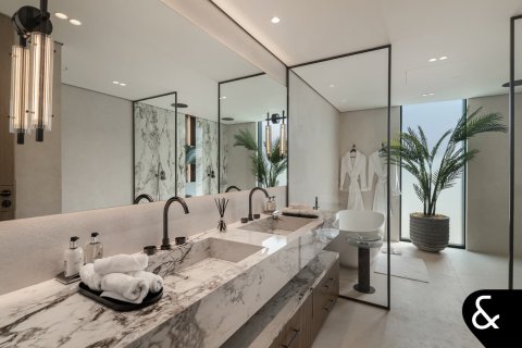 Vila u Jumeirah Islands, Dubai, UAE 5 spavaćih soba, 548 m2 Br. 671143 - fotografija 20