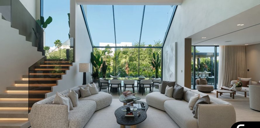 Villa in Jumeirah Islands, Dubai, VAE: 5 Schlafzimmer, 548 m2 Nr. 671143