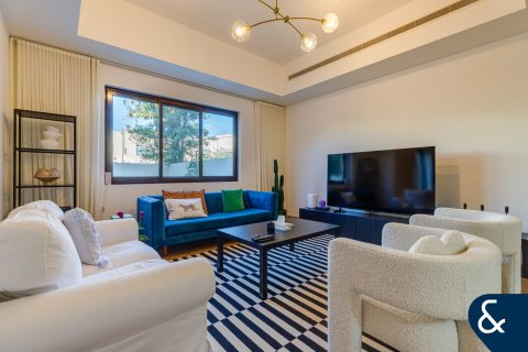 וילה למכירה ב Reem, Dubai, איחוד האמירויות  3 חדרי שינה, 218 מ"ר, מספר 671147 - תמונה 1