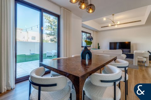 וילה למכירה ב Reem, Dubai, איחוד האמירויות  3 חדרי שינה, 218 מ"ר, מספר 671147 - תמונה 2