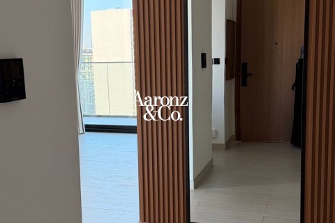 Apartment in Jumeirah Village Circle, Dubai, UAE 2 bedrooms, 159 sq.m. № 695366 - photo 6