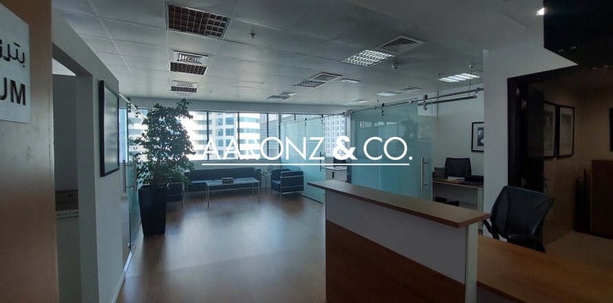 Toimisto Business Bay, Dubai, Arabiemiraatit 89 m2 № 695363