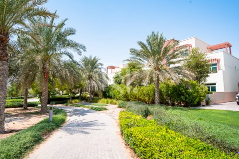 Huoneisto Al Ghadeer, Abu Dhabi, Arabiemiraatit 1 makuuhuone, 63 m2 № 731808 - kuva 2