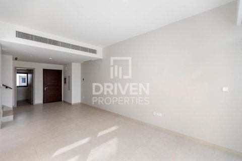 Vilă de închiriat în Arabian Ranches 3, Dubai, EAU 4 dormitoare, 143 mp.  №684544 - poză 6