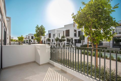 Vilă de închiriat în Arabian Ranches 3, Dubai, EAU 4 dormitoare, 143 mp.  №684544 - poză 19