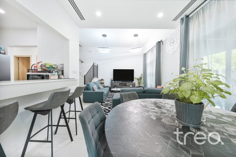 Villa en venta en Dubai Land, Dubai, EAU 4 dormitorios, 207.45 m2 № 758827 - foto 4