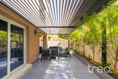 Villa en venta en Dubai Land, Dubai, EAU 4 dormitorios, 207.45 m2 № 758827 - foto 3