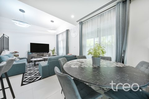 Villa en venta en Dubai Land, Dubai, EAU 4 dormitorios, 207.45 m2 № 758827 - foto 5