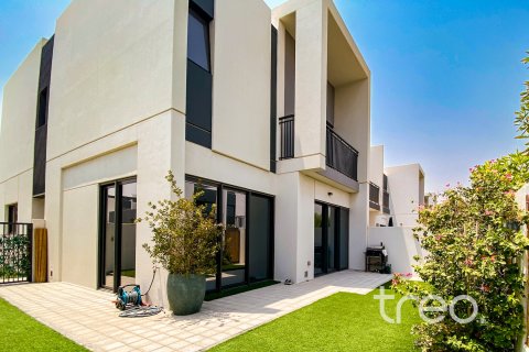 Townhouse in Dubai Land, Dubai, UAE 4 bedrooms, 216.74 sq.m. № 758826