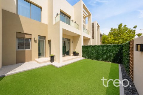 Casa urbana para venda em Arabian Ranches 2, Dubai, EAU 3 quartos, 205.87 m2 № 758824 - foto 2
