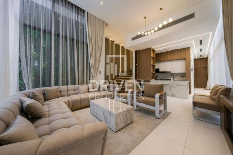 Üürile anda villa asukohaga Jumeirah Village Circle, Dubai, AÜE: 4 magamistoaga, 247.49 m² Nr 757045 - pilt 1