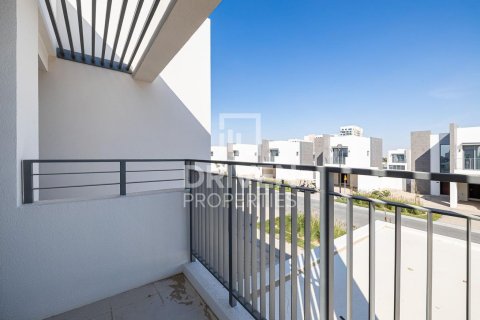 Huvila Dubai South (Dubai World Central), Dubai, Arabiemiraatit 4 makuuhuonetta, 585.75 m2 № 757040 - kuva 19