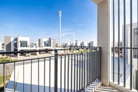 Huvila Dubai South (Dubai World Central), Dubai, Arabiemiraatit 4 makuuhuonetta, 585.75 m2 № 757040 - kuva 20
