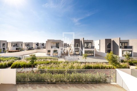 Huvila Dubai South (Dubai World Central), Dubai, Arabiemiraatit 4 makuuhuonetta, 585.75 m2 № 757040 - kuva 24