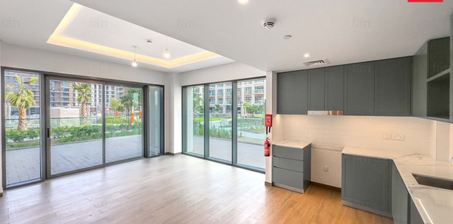 Appartement à City Walk, Dubai, EAU: 1 chambre, 131.2 m2 № 682296