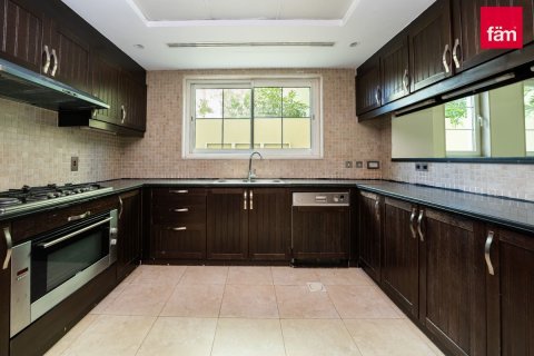 Vila v Jumeirah Park, Dubai, SAE 3 spálne, 680 m2 č. 682293 - Fotografia 5