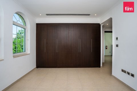Vila v Jumeirah Park, Dubai, SAE 3 spálne, 680 m2 č. 682293 - Fotografia 13