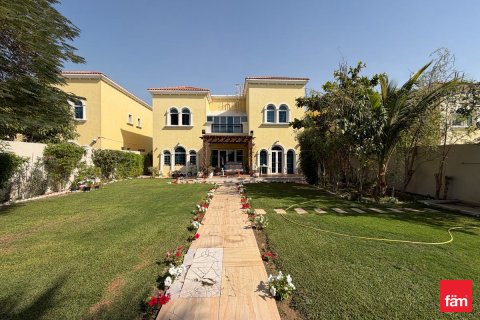 Jumeirah Park, Dubai, UAE의 빌라 침실 3개, 680제곱미터 번호 682293