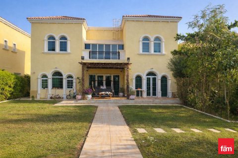Vila v Jumeirah Park, Dubai, SAE 3 spálne, 680 m2 č. 682293 - Fotografia 17