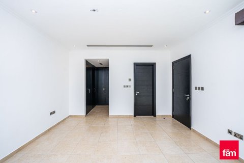 Vila v Jumeirah Park, Dubai, SAE 3 spálne, 680 m2 č. 682293 - Fotografia 12