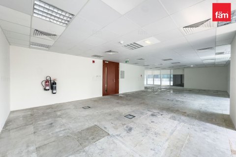 Офис в Sheikh Zayed Road, Дубай, ОАЭ 147.6м2 № 740528