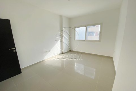 Al Reef, Abu Dhabi, BAE’de satılık daire 3 yatak odası, 140 m&sup2; No 725775 - fotoğraf 1
