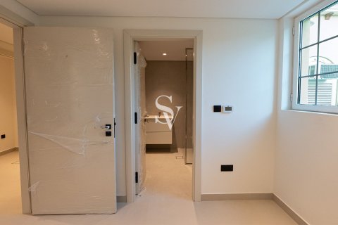 Al Wasl, Dubai, UAE의 임대용 아파트 침실 2개, 143제곱미터 번호 662609 - 사진 3