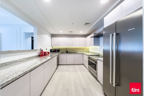 Wohnung zur Miete in Palm Jumeirah, Dubai, VAE 3 Schlafzimmer, 216.3 m2 Nr. 699054 - Foto 4