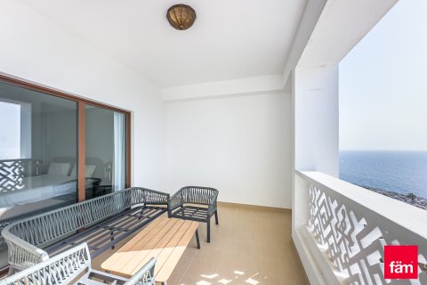 Apartment in Palm Jumeirah, Dubai, UAE 3 bedrooms, 216.3 sq.m. № 699054 - photo 20