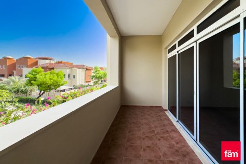 Apartment in Dubai, UAE 3 bedrooms, 241.6 sq.m. № 633645 - photo 5