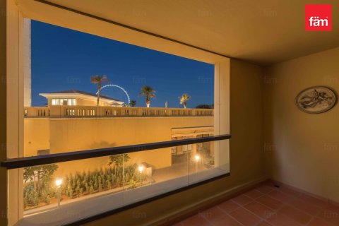 Apartman u Dubai, UAE 3 spavaćih soba, 201.8 m2 Br. 760109 - fotografija 22