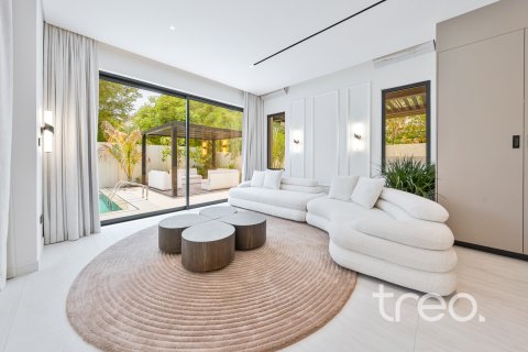 Villa til salg i Arabian Ranches, Dubai, UAE 6 soveværelser, 434.41 kvm № 741014 - foto 4