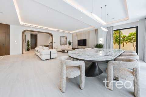 Villa til salg i Arabian Ranches, Dubai, UAE 6 soveværelser, 434.41 kvm № 741014 - foto 8