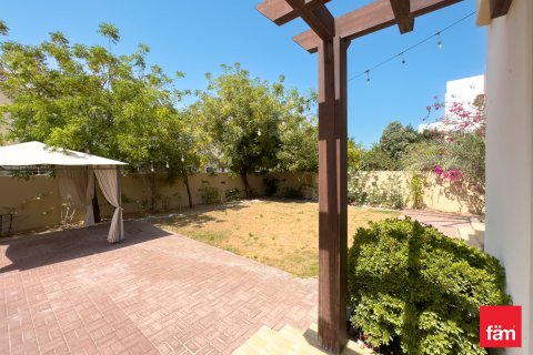 Dubai, संयुक्त अरब अमीरात में विला, 3 बेडरूम, 583.3 वर्ग मीटर, संख्या 635706 - फ़ोटो 19