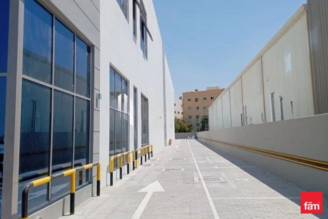 Obchod v Dubai, SAE 1401.8 m² Č.: 635708 - fotografie 4