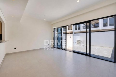 خانه شهری برای اجاره در Damac Lagoons، Dubai، امارات متحده عربی 3 خوابه ، 144 متر مربع ، شماره 768121 - تصویر 2