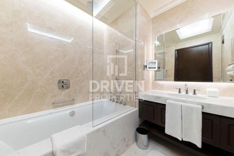 Penthouse til leje i Downtown Dubai (Downtown Burj Dubai), Dubai, UAE 4 soveværelser, 379.04 kvm № 768123 - foto 22